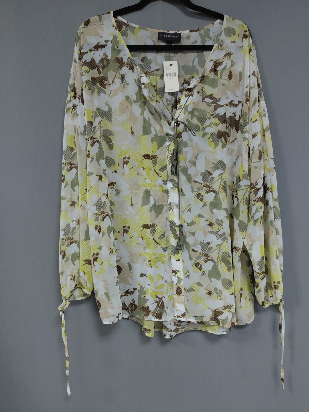 NWT LANE BRYANT Floral Print Blouse Plus Chiffon Women Size 18/20
